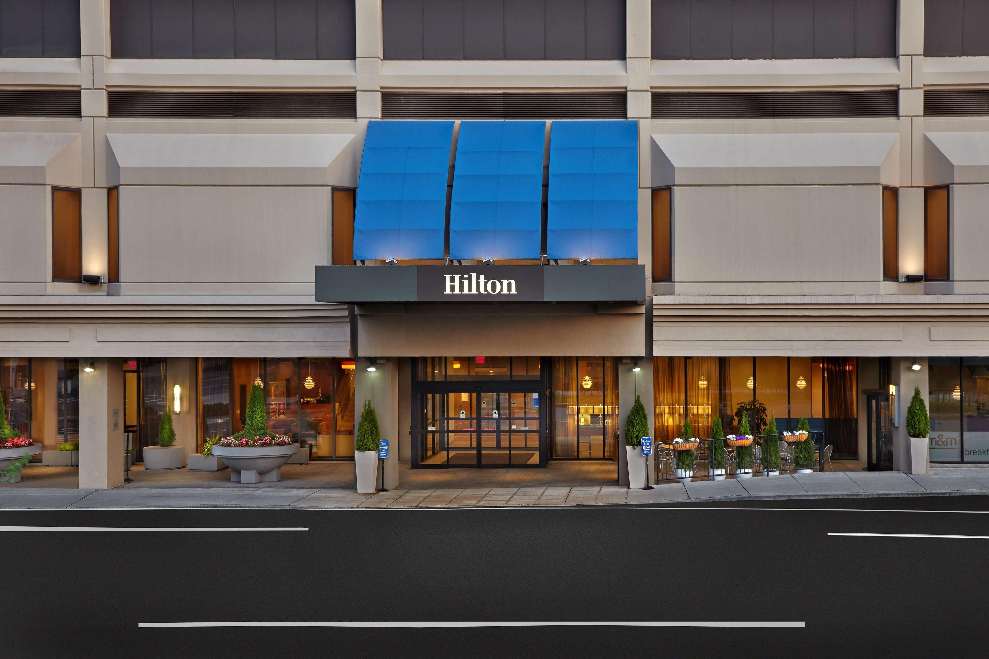 מלון Doubletree By Hilton Hartford Downtown מראה חיצוני תמונה