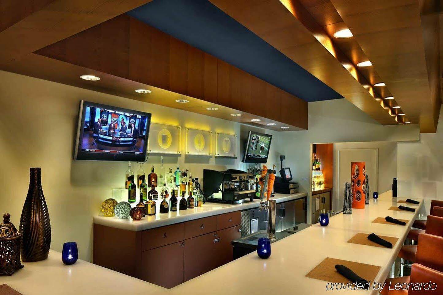 מלון Doubletree By Hilton Hartford Downtown מראה חיצוני תמונה